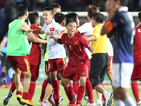U16 Việt Nam tái đấu Australia, HLV Campuchia bật khóc
